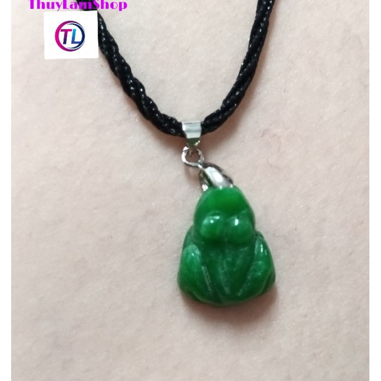 Vòng cổ chỉ đỏ chỉ đen cụ cóc kích tài lộc