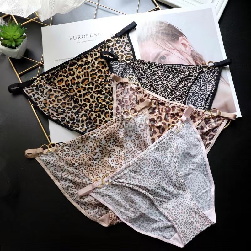 Quần Lót Nữ Su Lọt Khe Da Beo Dây Khuy Lỗ Siêu Sexy C36