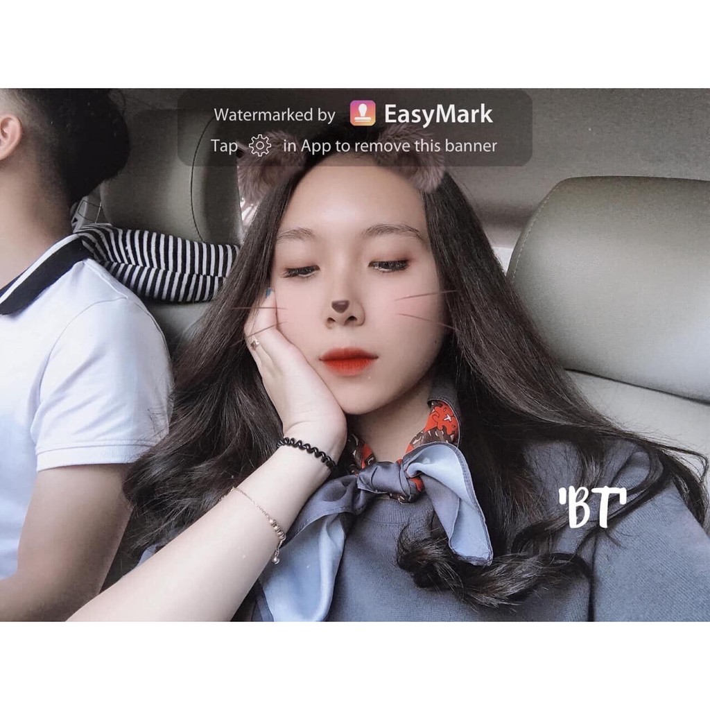 Áo phông nữ tay ngắn kèm khăn tuban nhẹ nhàng