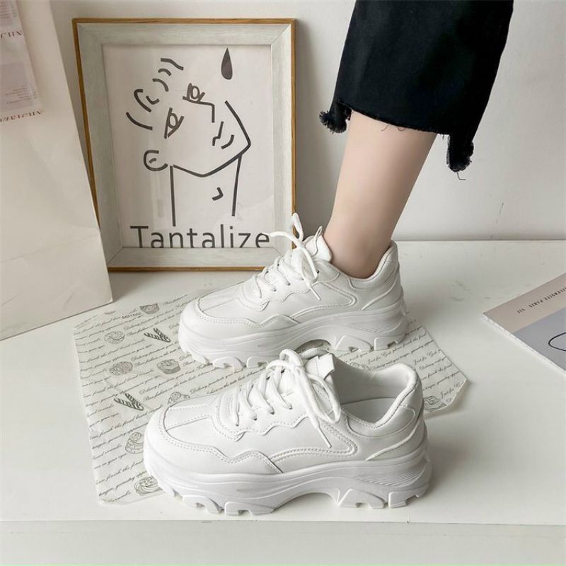 GIÀY THỂ THAO NỮ MÀU TRẮNG ĐỘN ĐẾ 3 PHÂN CỰC DẸP