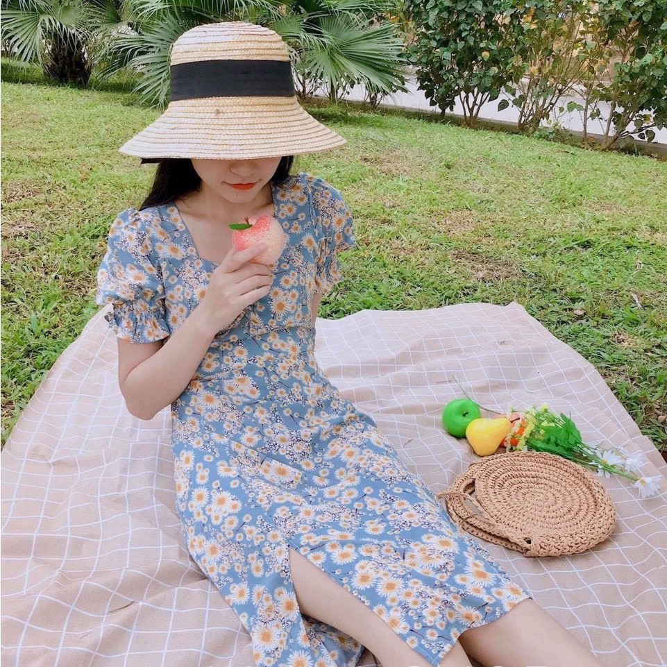 Váy hoa nhí xanh tay bồng, dúm ngực, xẻ tà cực xinh