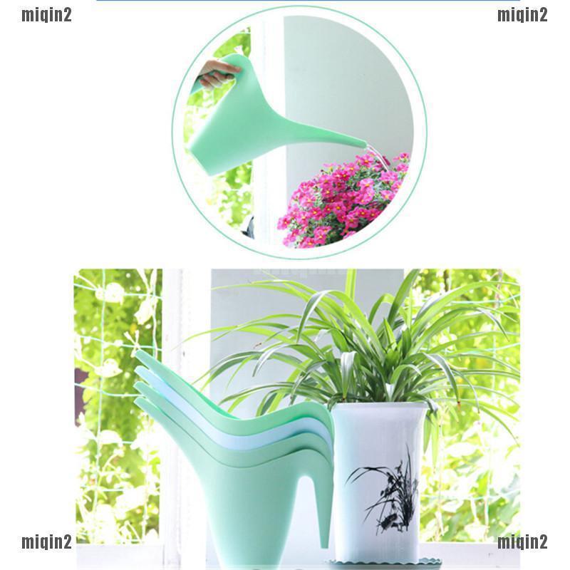 ❤Bình tưới cây bằng nhựa có vòi dài
