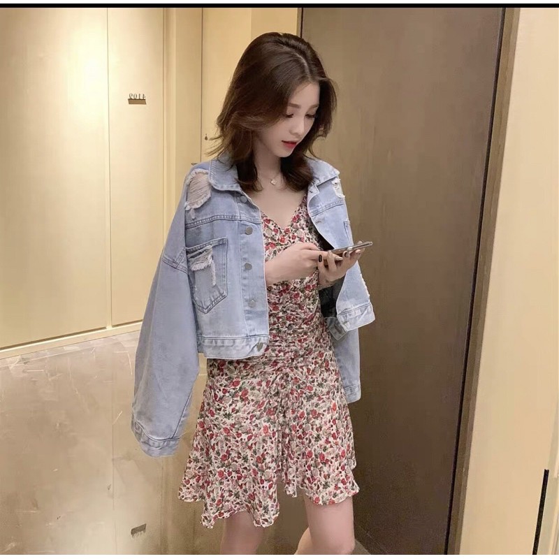 Khoác jeans rách- lưng ngắn Dài tay