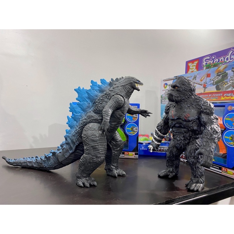 [Ảnh thật] Mô hình Godzilla và KingKong có khớp cực đẹp