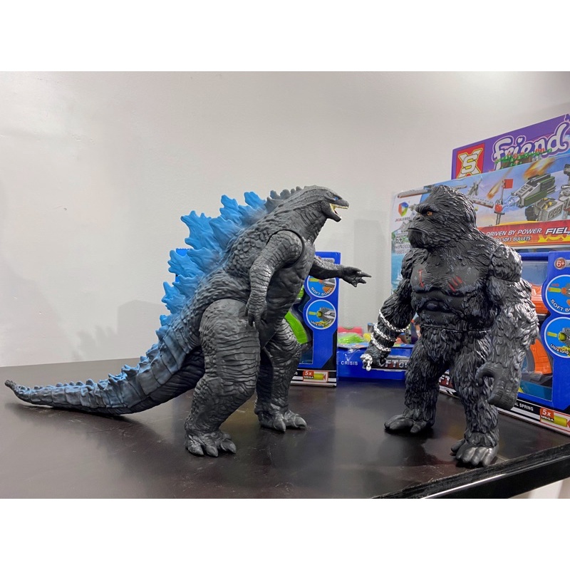 [Ảnh thật] Mô hình Godzilla và KingKong có khớp cực đẹp