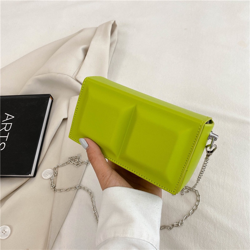 Túi đeo chéo JASMIN NOIR họa tiết caro phối dây xích thời trang cho nữ