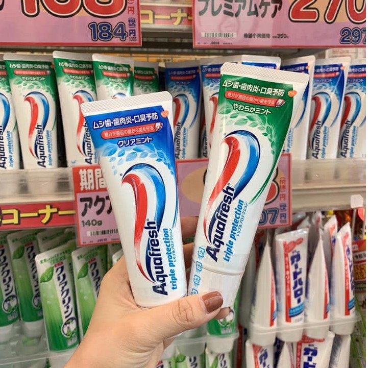 Kem đánh răng Aquafresh Nhật Bản