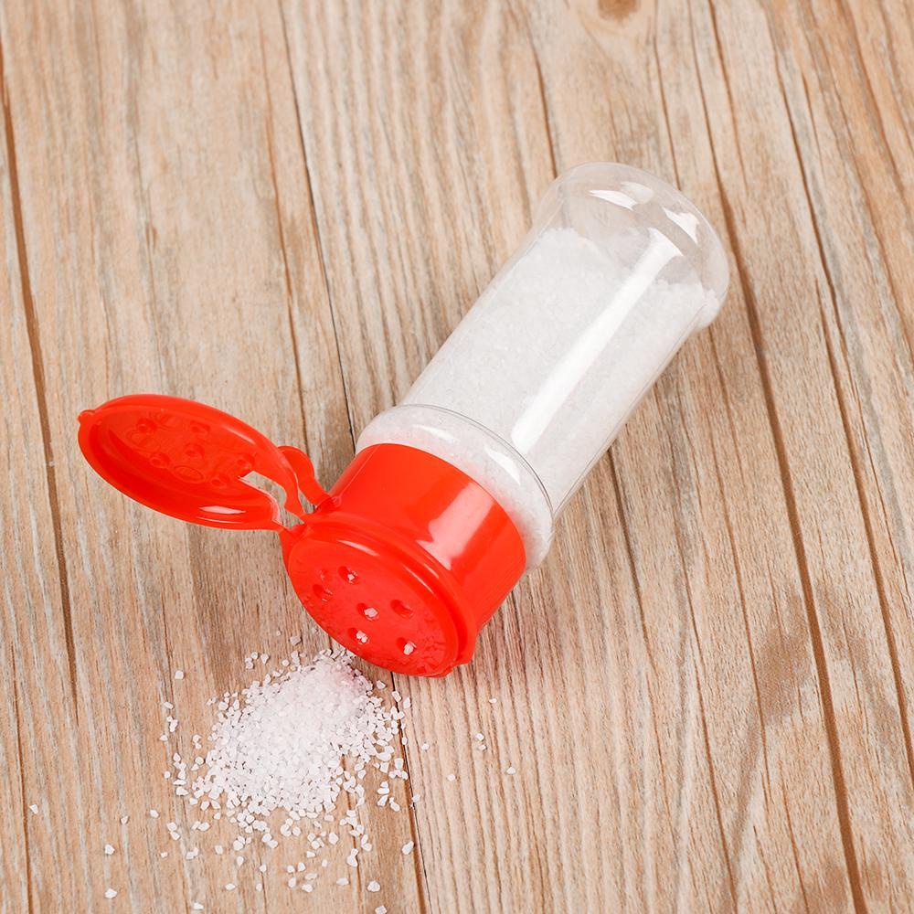 1 Chai Nhựa Trong Suốt Đựng Gia Vị Cho Tiệc BBQ