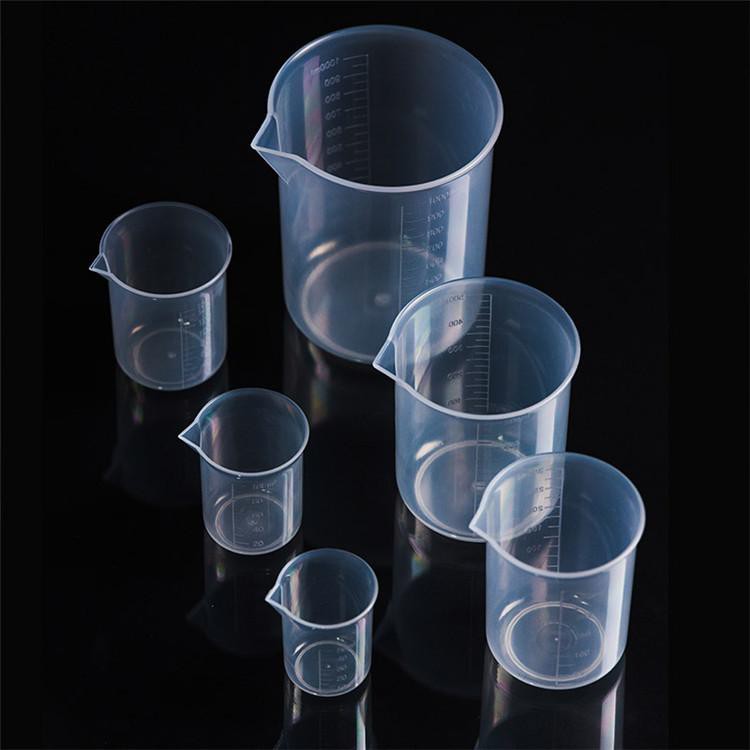 Ly đong nhựa 100mL / 300mL / 500ml có vạch chia định lượng