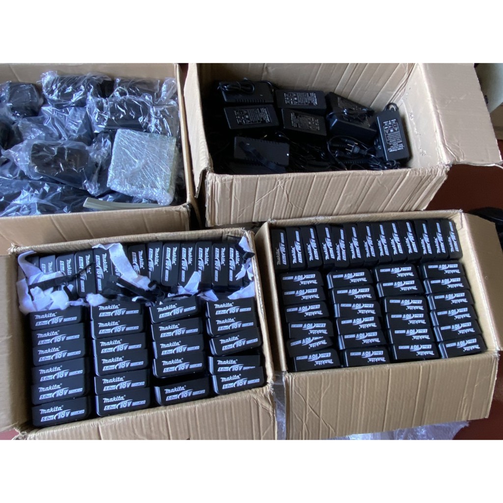 Vỏ Makita 5S-2P sạc adapter có báo pin, tem đáy, thay thế loại vỏ nhận zin. BN.