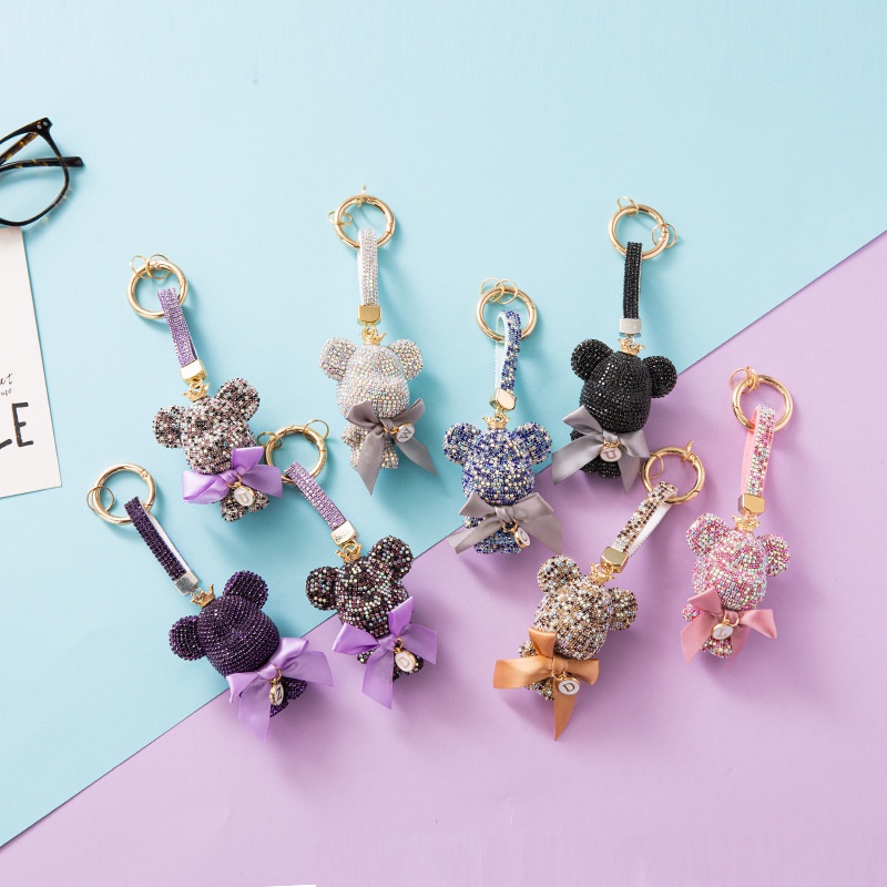 Móc Khóa Xe Hơi Hình Chú Gấu violent Đính Đá Dễ Thương Sáng Tạo