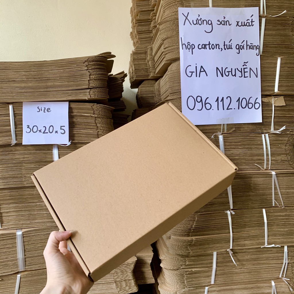 20 hộp carton nắp gài 30x20x5 dùng đựng quần áo, sách vở, tài liệu quan trọng - hộp nắp gài 2 bên hông chắc chắn