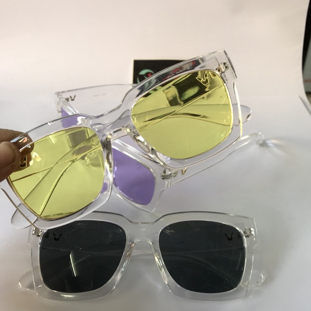 Kính Màu Trong Suốt Nhiều Màu Phom Lớn | BigBuy360 - bigbuy360.vn