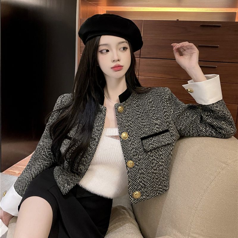Internet celebrity French heavy industry Xiaoxiang style jacket the latest style fried street chic short-sleeved cardigan blouse