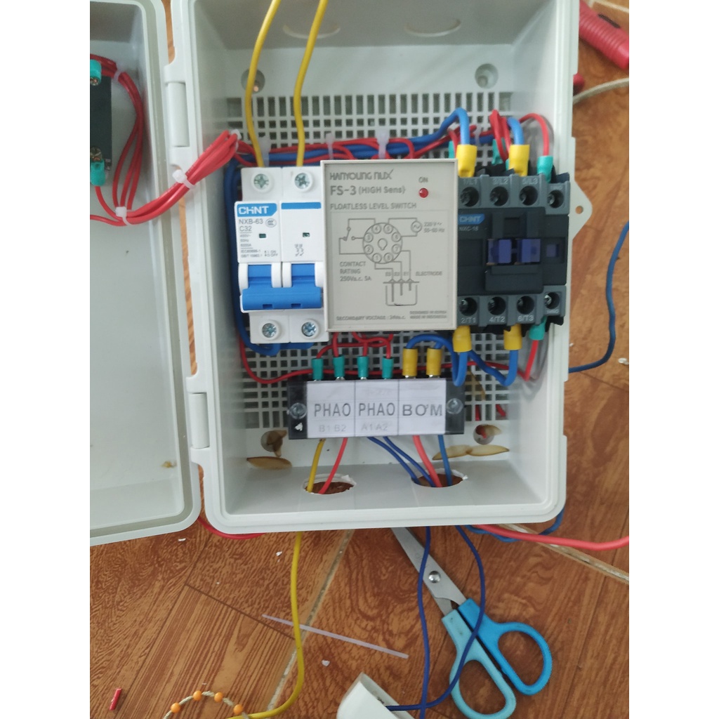 Bộ tủ điện bơm nước tự động an toàn chống giật cho nhà dân có phao kèm theo