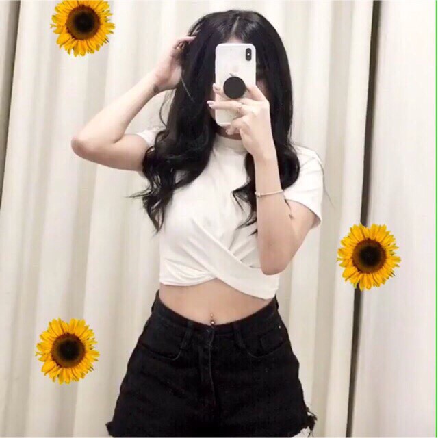 Áo croptop xoắn eo