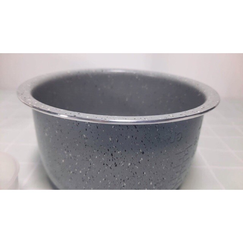 NỒI CƠM ĐIỆN MINI DUNG TÍCH 0.8L LOCK&LOCK-EJR426 | BigBuy360 - bigbuy360.vn