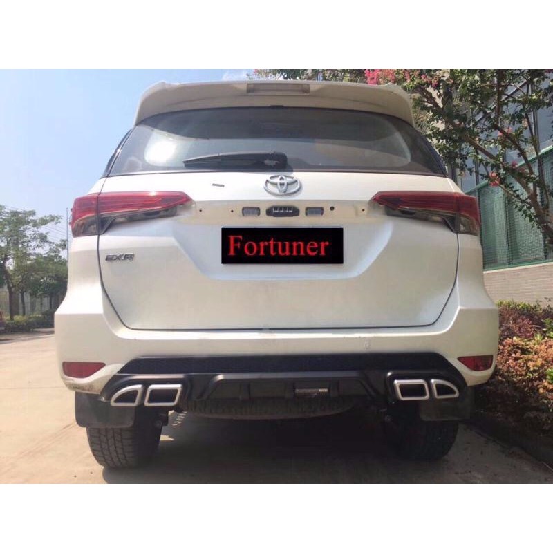 Lippo Toyota Fortuner 2017-2022, líp chia pô