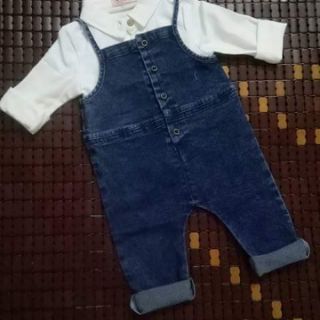 YẾM JEANS ĐEN + ÁO