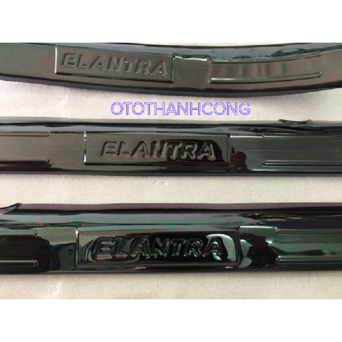 ỐP BẬC TRONG NGOÀI TITAN ELANTRA 2018 - 2021 CAO CẤP tặng kèm keo 3M 2 mặt loại 1cm x3m khi mua cả bộ ốp trong ngoài