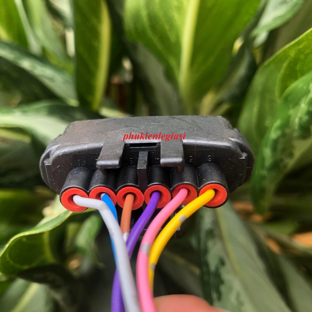 Jack Cắm Cảm Biến Vị Trí Họng Ga Mitsubishi Grandis hàng OEM