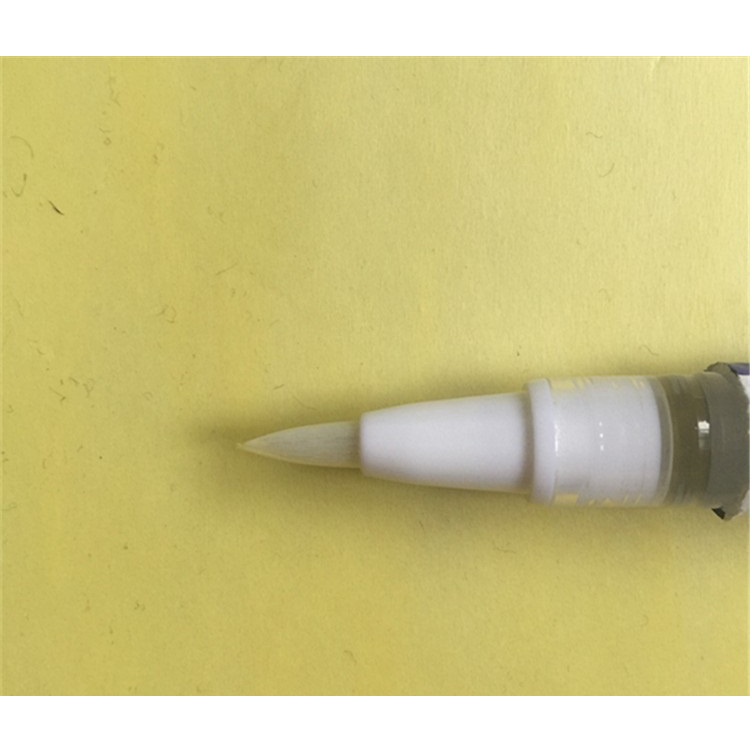 Bút làm trắng răng Dazzling White loại bỏ các mảng bám trên răng,tấn công các vết ố vàng hiệu quả