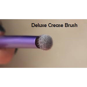 Cọ mắt Real Techniques Deluxe Crease Brush