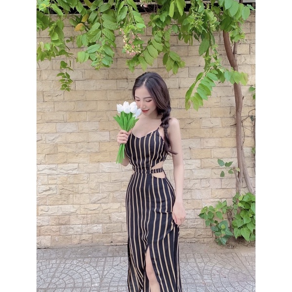 Maxi khoét eo xẻ thun 2cm Yoona