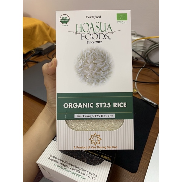 Gạo tấm trắng hữu cơ ST25 Hoa Sữa - túi 1kg hút chân không