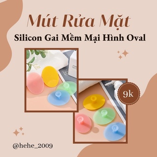 Miếng mút rửa mặt silicon gai hình oval (giao ngẫu nhiên)