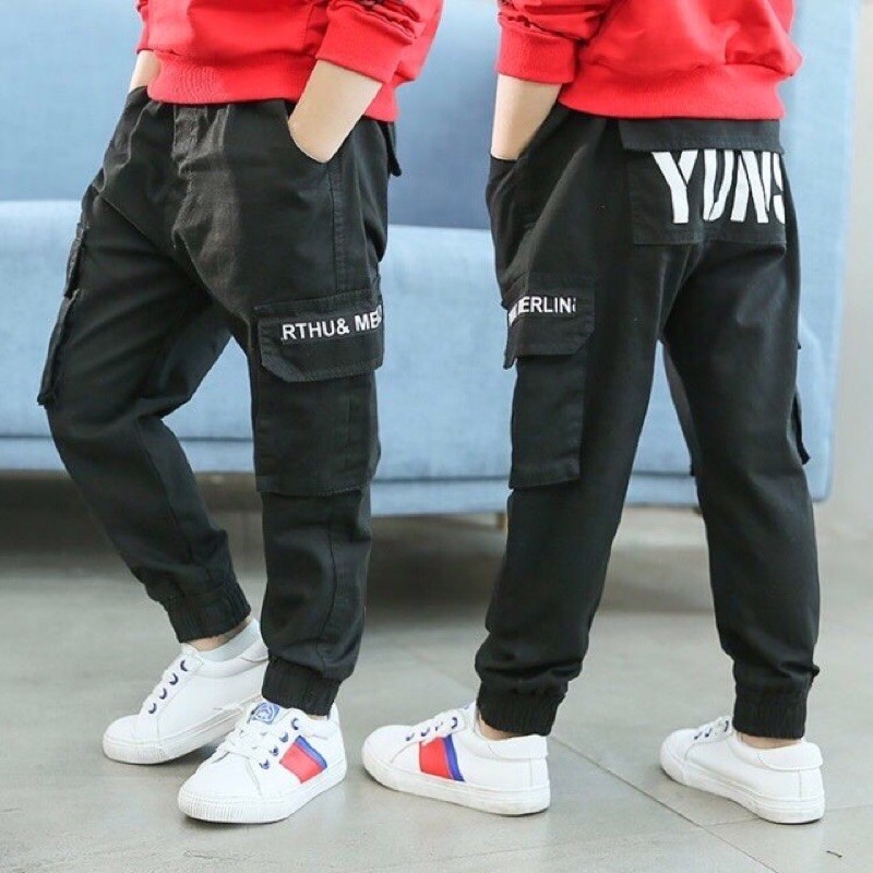 Quần kaki túi hộp bé trai