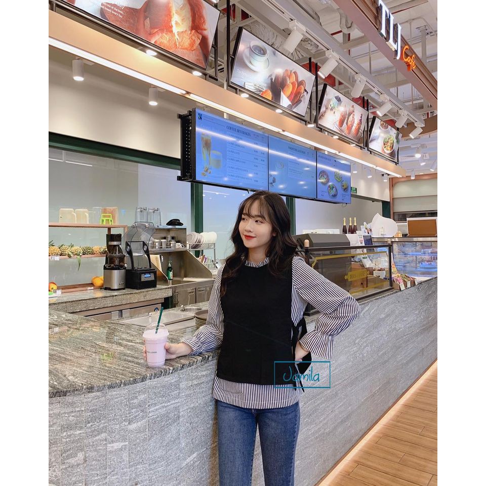 Áo gile đen phối kẻ