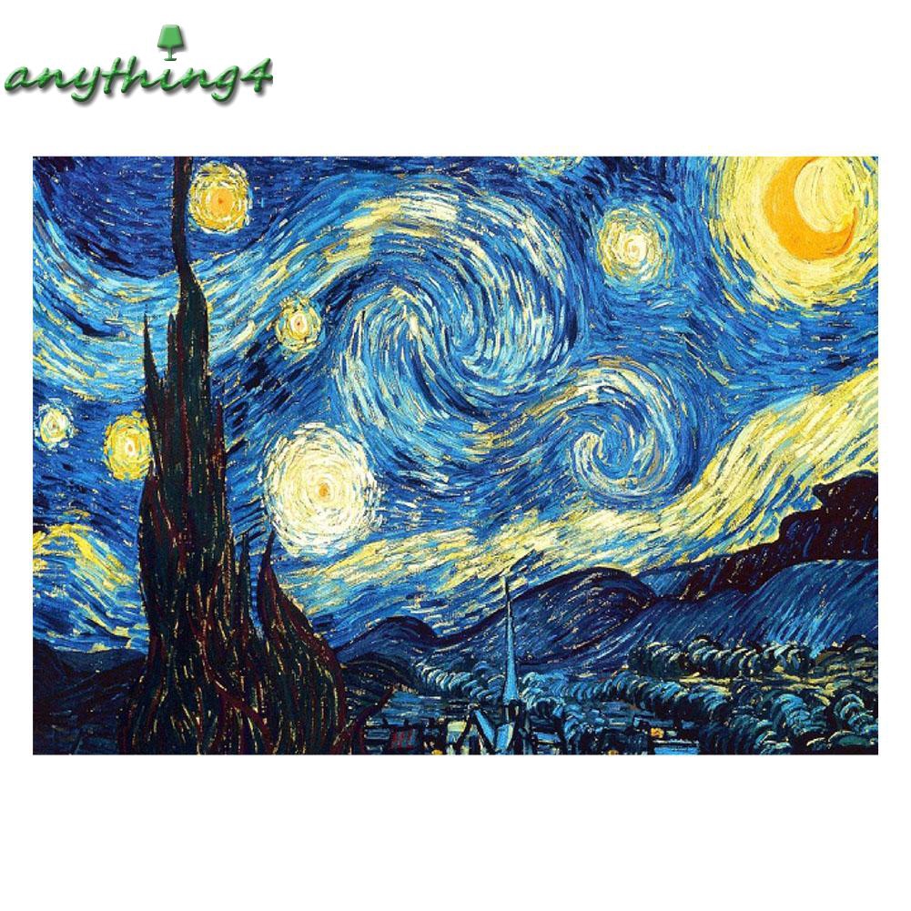 Tranh đính đá mô phỏng bức danh họa Starry Night của Van Gogh tự hoàn thành tại nhà