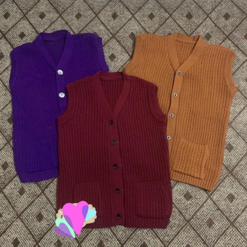 Áo len gile cho bà già