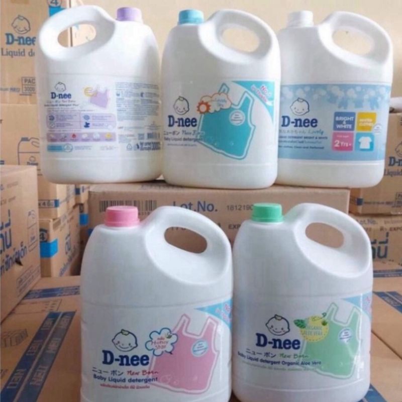 Nước giặt Dnee Thái