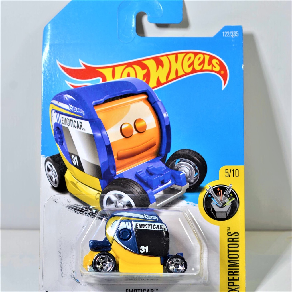 Xe Hotwheel Đủ Loại  - Size 3 x 7 cm