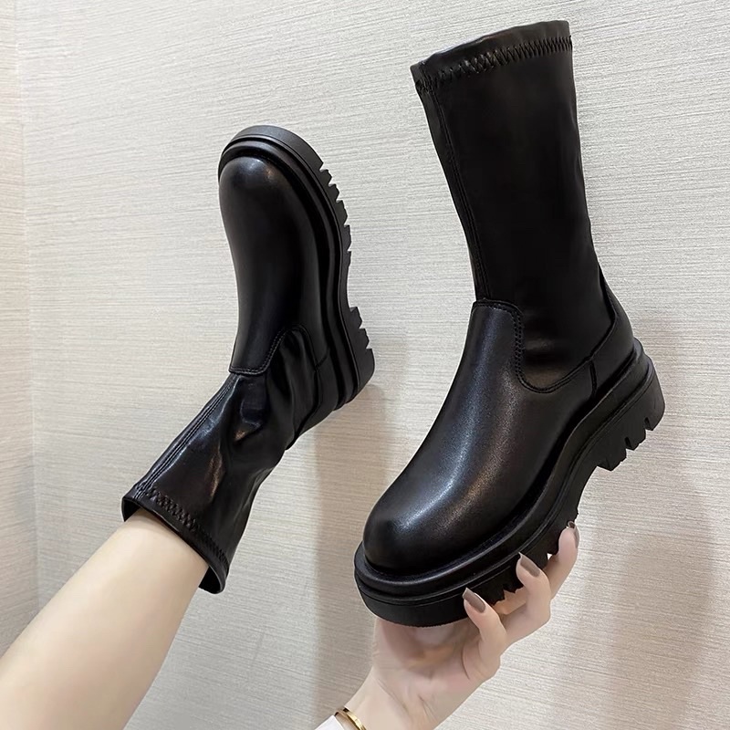 Boot nữ dài mềm cao tới đùi