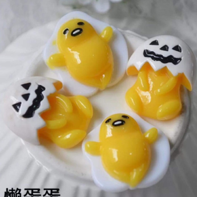 Charm trứng gudetama 5