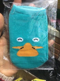 Combo 3 mũ  kèm set tất 5d
