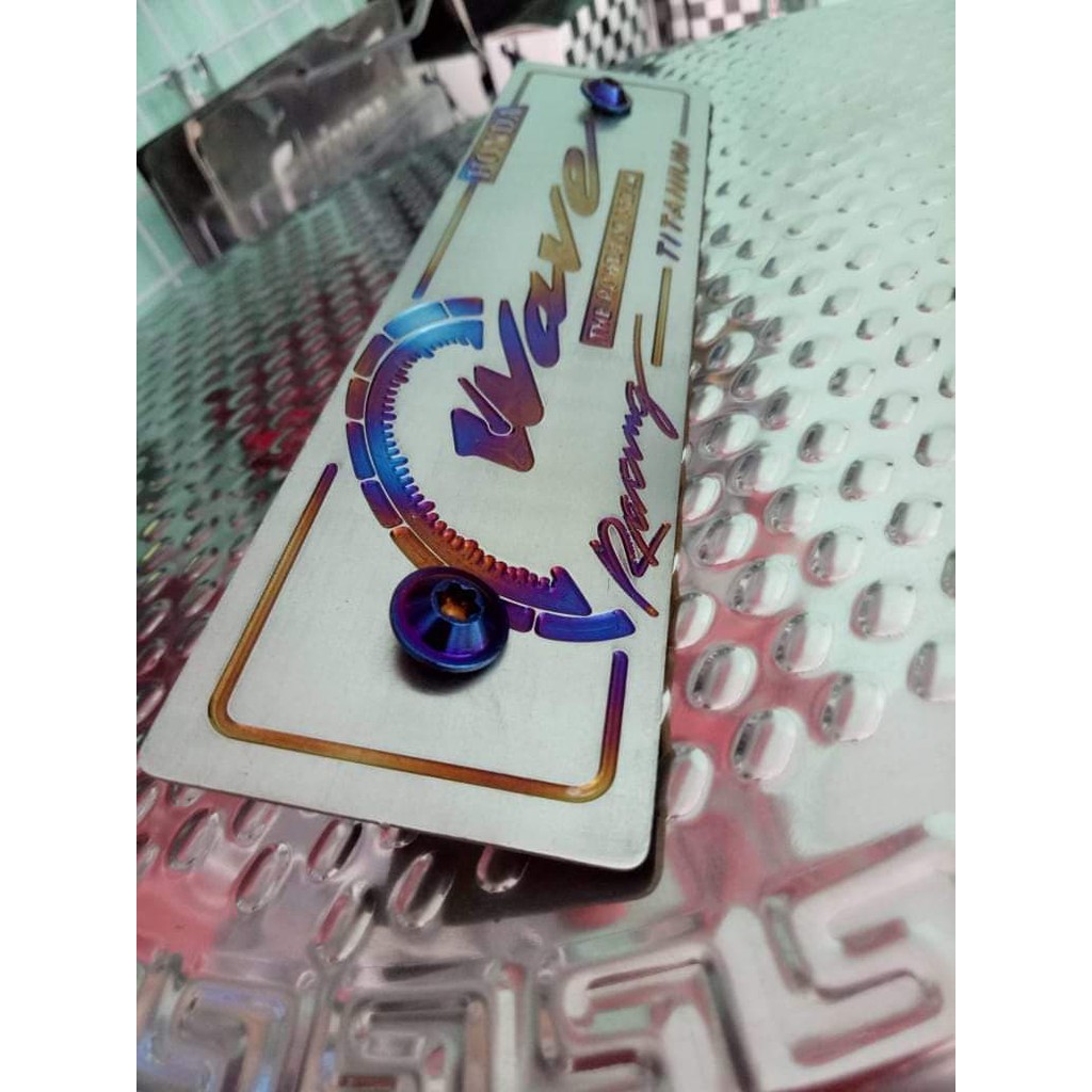 Bảng tên titanium Wave full pass + tặng kèm 2 ốc proti ...