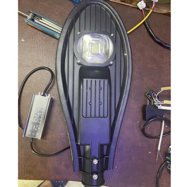 Đèn đường Đèn lá 50w 220v Chip led Bridgelux USA giá rẻ nhất trong phân khúc