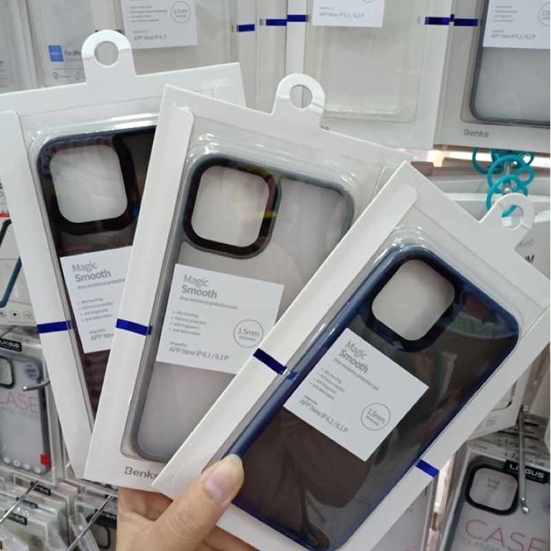 Ốp iP Benks Magic Smooth Mặt Lưng Nhám 12P - 12PM