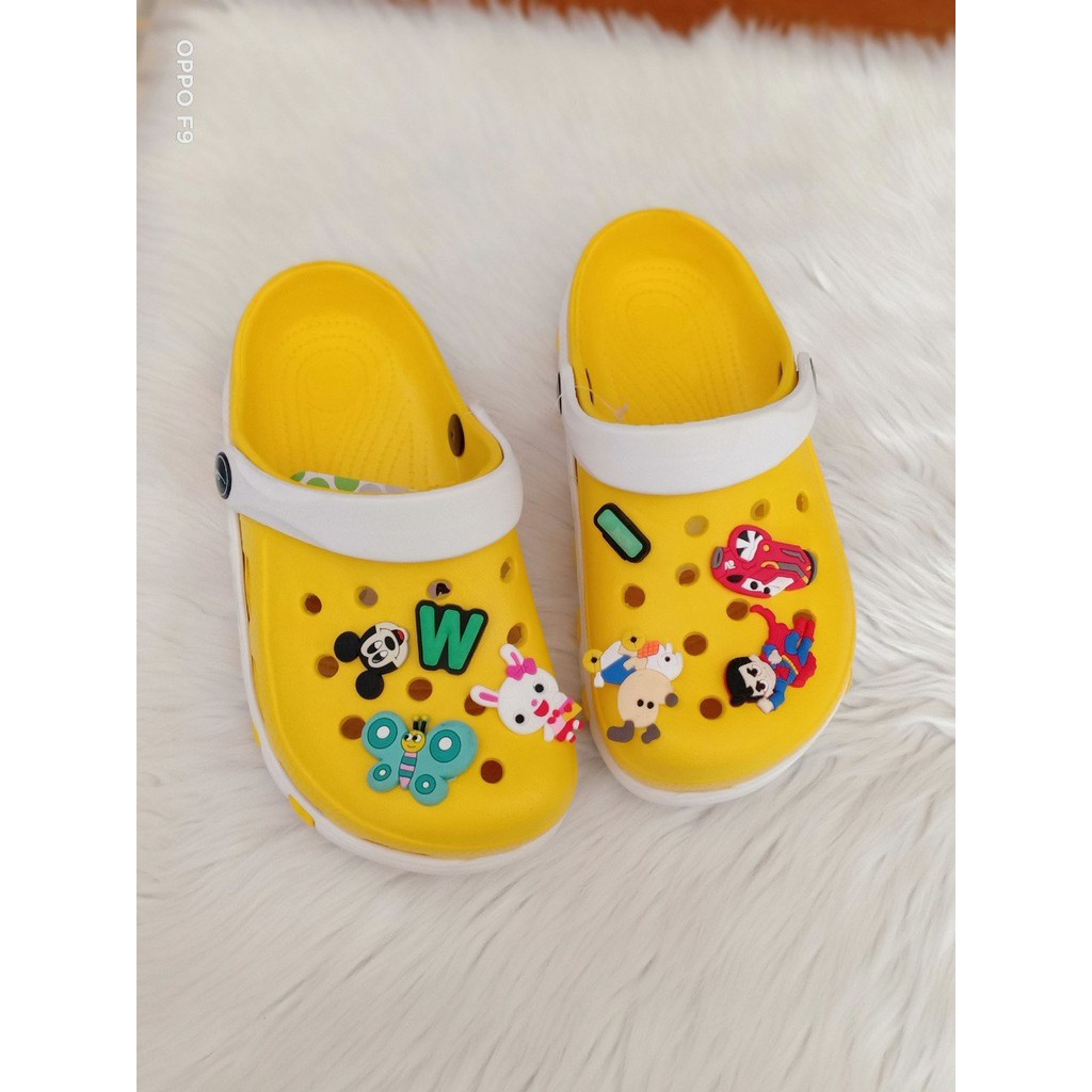 DÉP BẮT HEO NỮ CÓ HÌNH STICKER