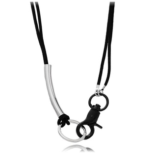 Choker dây da phối móc khoá cá tính