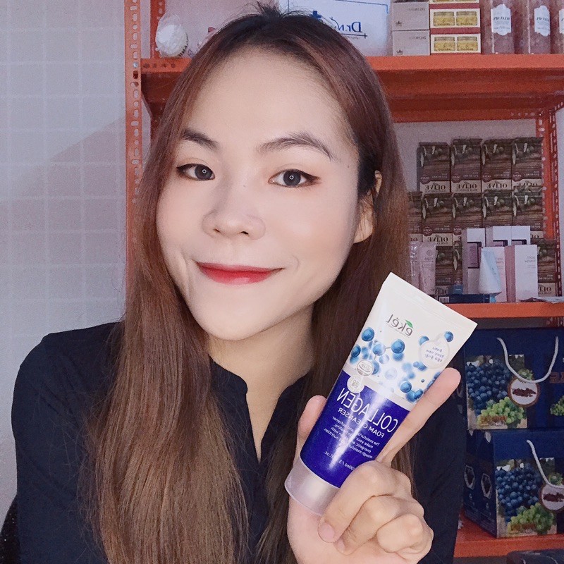 Sữa rửa mặt săn chắc da Ekel Collagen 100ml