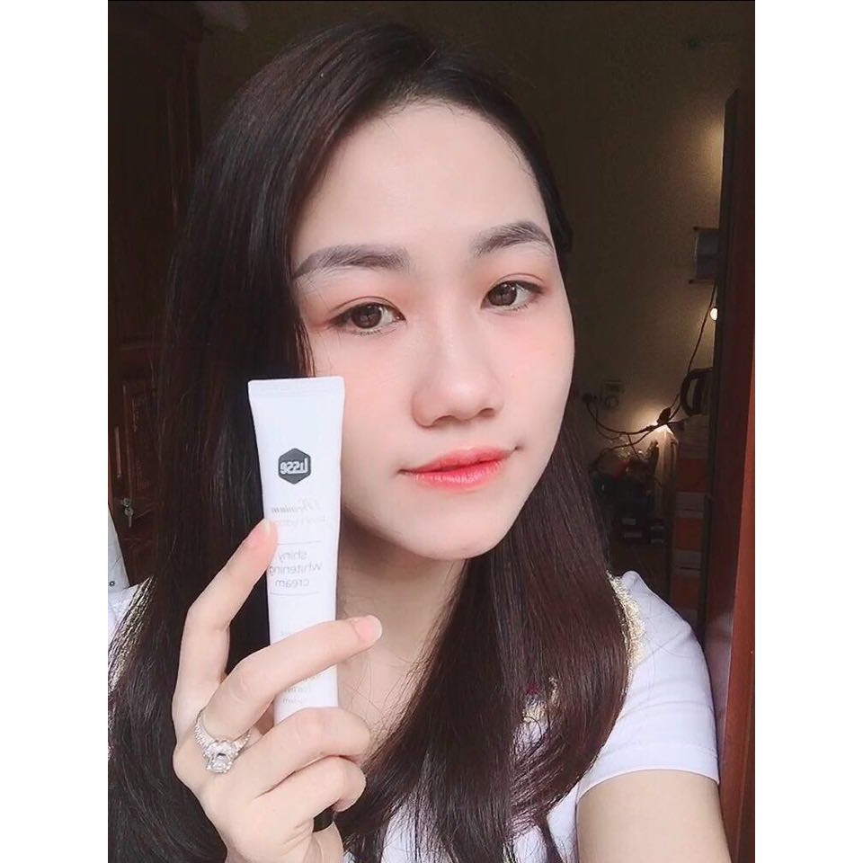 Kem face dưỡng trắng da nâng toner Lisse 50g