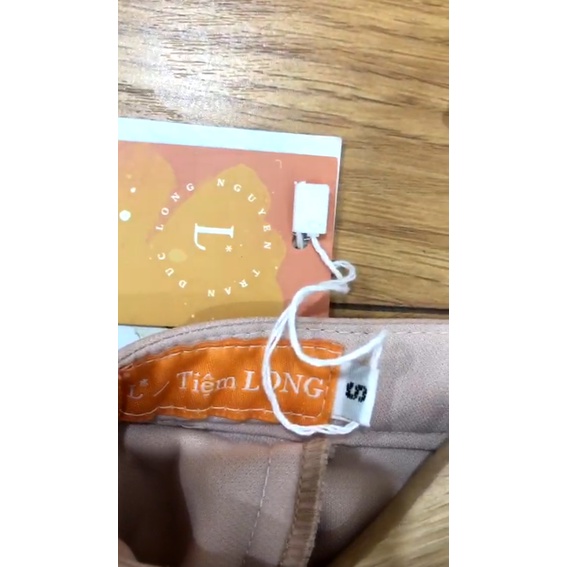 Set Áo dài Tiệm Long "Họa tiết hoa mai thêu tay"
