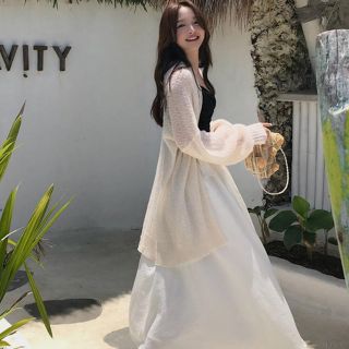 Áo cardigan mỏng dáng dài