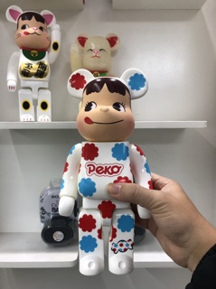 [CÓ SẴN][Ảnh tự chụp] Bearbrick Peko Milky Hoa 400%