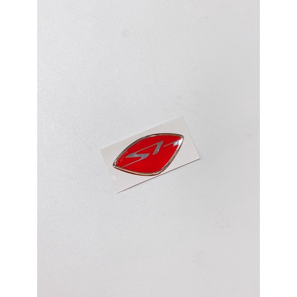 Decal tem dán mặt nạ logo nổi chữ SH màu đen, màu đỏ, 3 sọc phản quang
